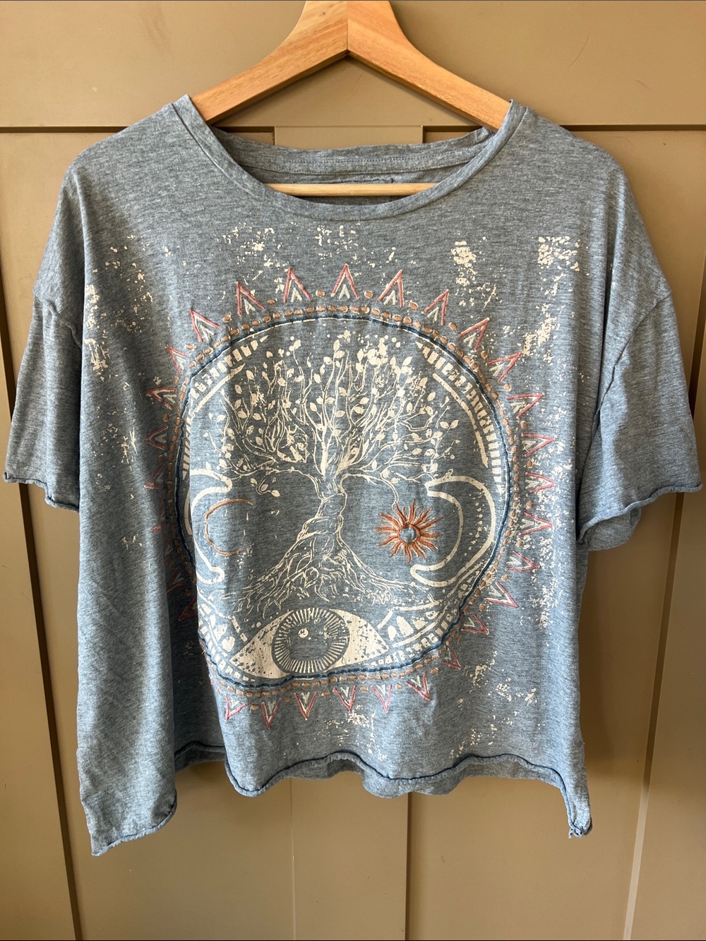 Kyla Seo M Boho Graphic Crop Tee - Gray Tree of Life